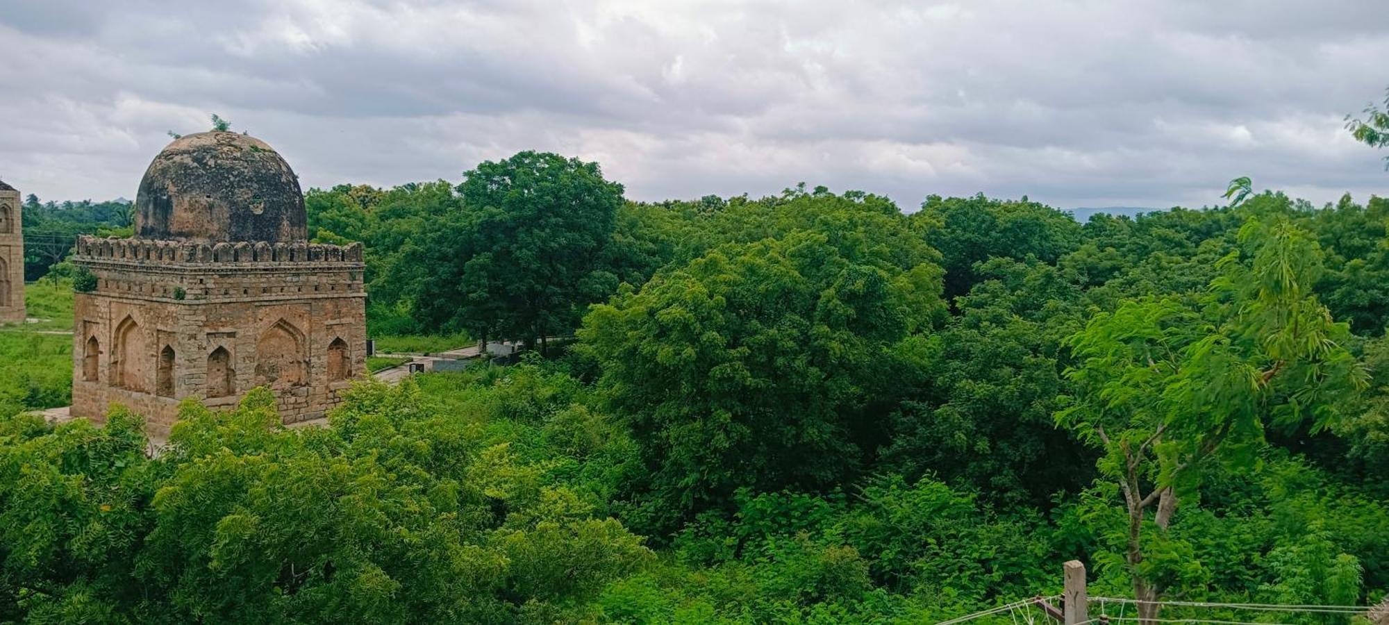 Hampi Anjana Home Stay Luaran gambar
